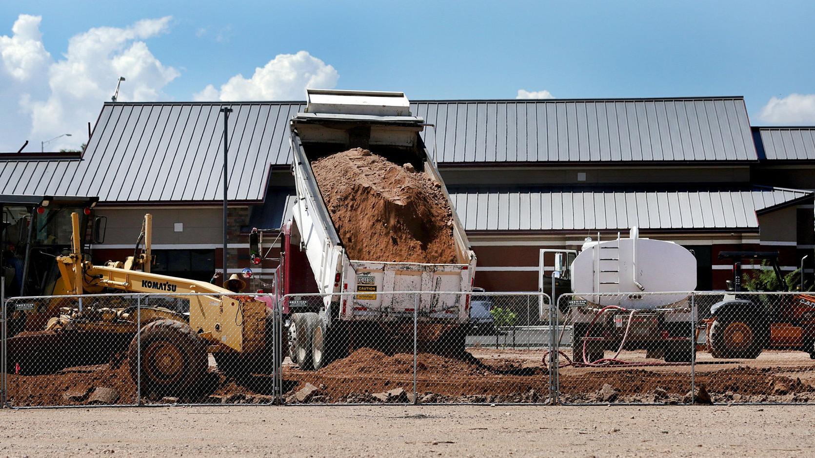 Tucson getting pair of Popeyes chicken shacks